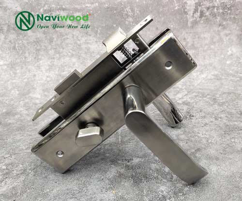 Cửa gỗ nhựa composite NW226: Lựa Chọn Hoàn Hảo